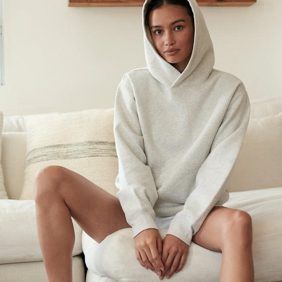 COPY - TNA Cozy Fleece Perfect Hoodie Aritzia - Picture 5 of 8